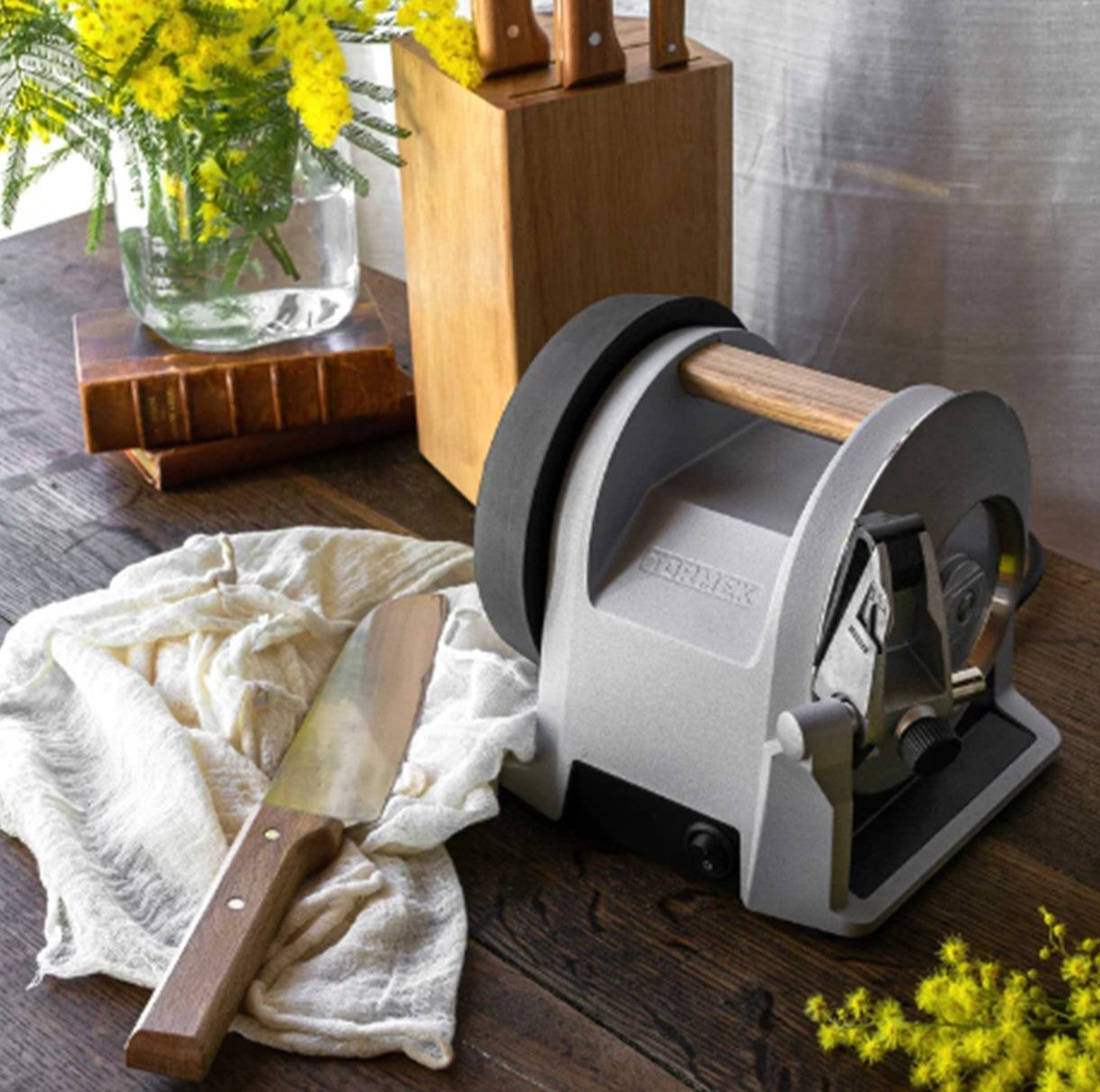 Tormek T-1 Kitchen Knife Sharpener